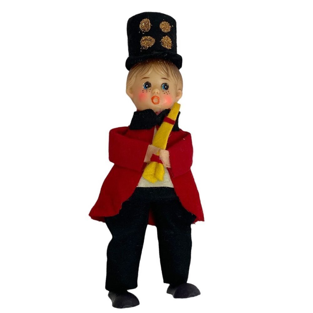 Vintage Christmas Figurine Christmas Caroler Musician Felt w/ Plastic Head  7.5"